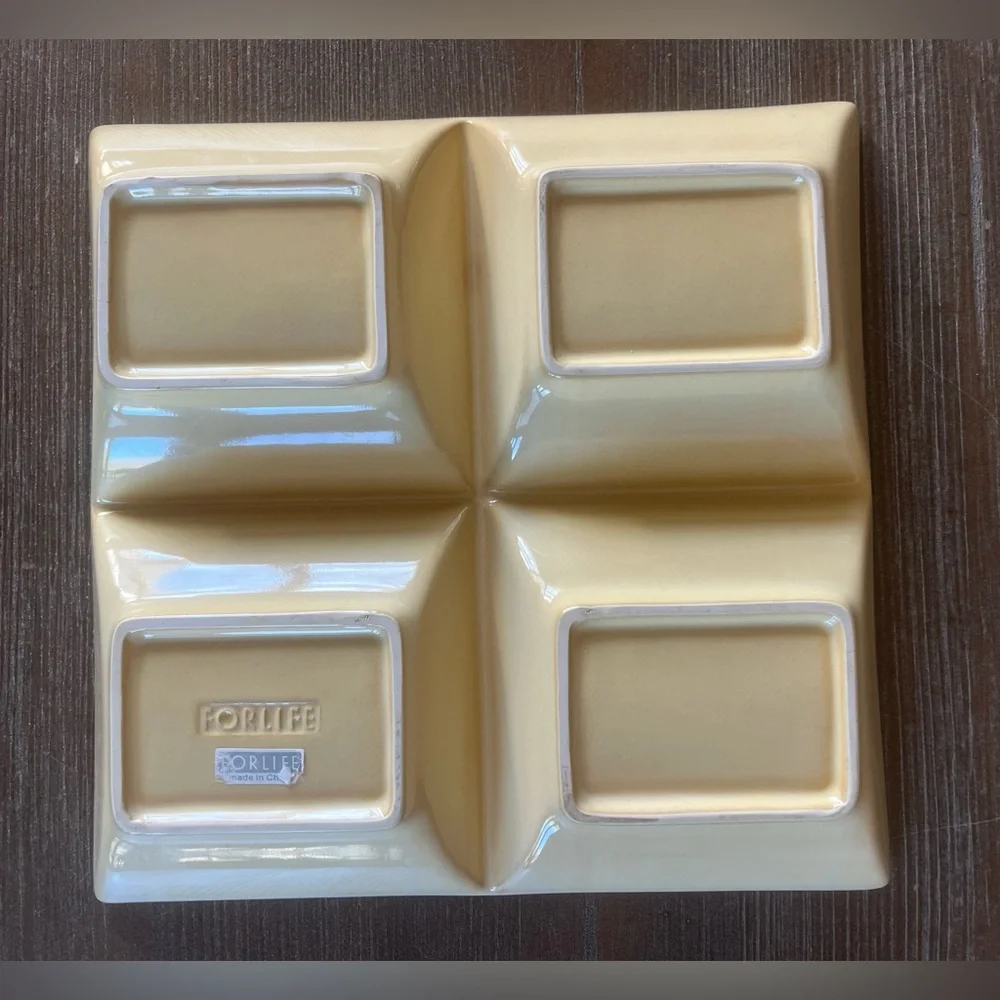 The Crate & Barrel Forlife Divider Plate